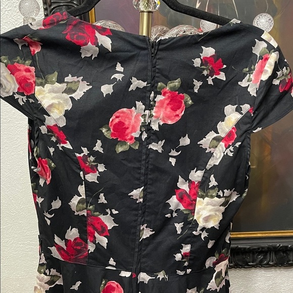 NWOT 🖤 Hell Bunny Rose Print Rockabilly Dress | Pin Up Dress Size Small - Picture 6 of 7